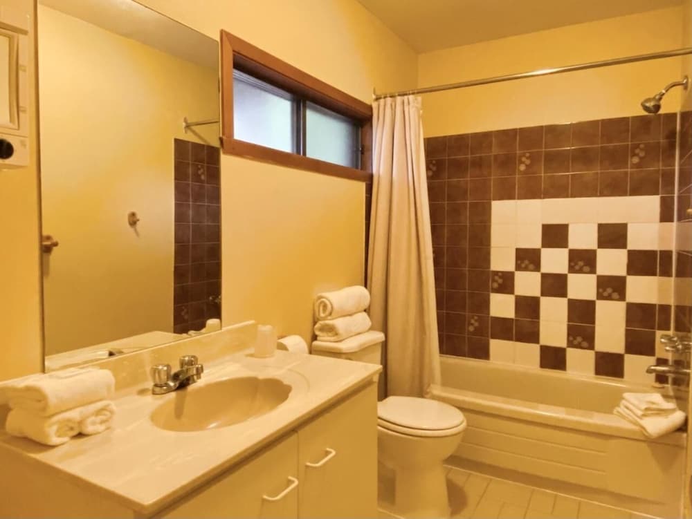 Фото Hotel Le Petit Lac