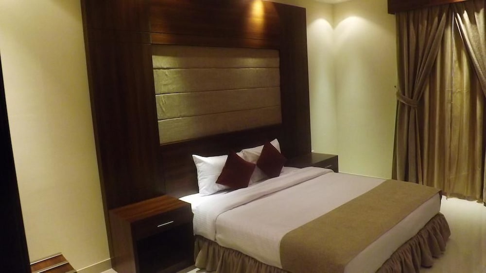 Фото Baron Al Masif