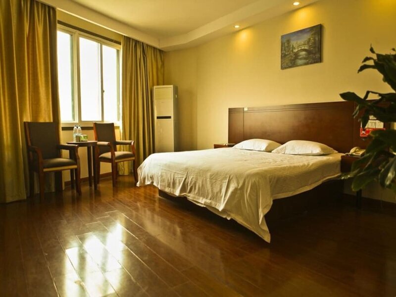Гостиница GreenTree Inn Zhejiang Yancheng Xiangshui Jinhai Changjiang Rord Express Hotel
