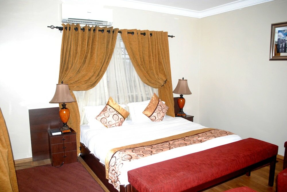 Фото Grand Inn & Suites