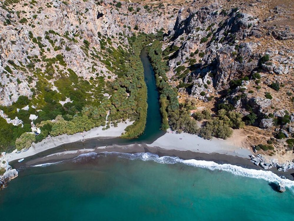 Фото Sea View Luxury Apartment