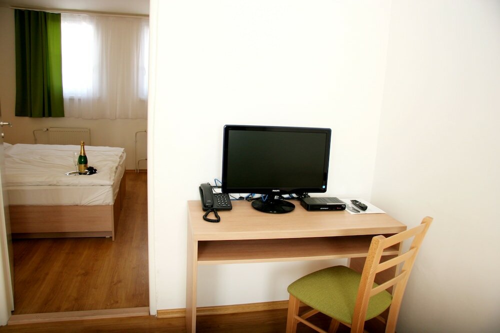 Фото Hotel Rozálka