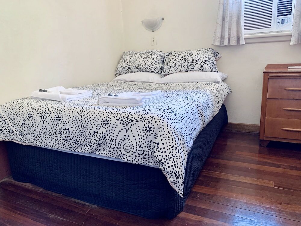 Фото Coonalpyn Hotel