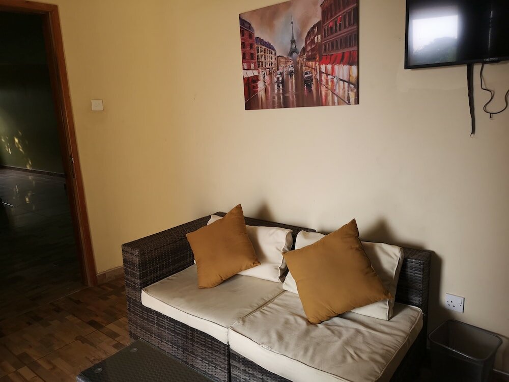 Фото The Golden Apple