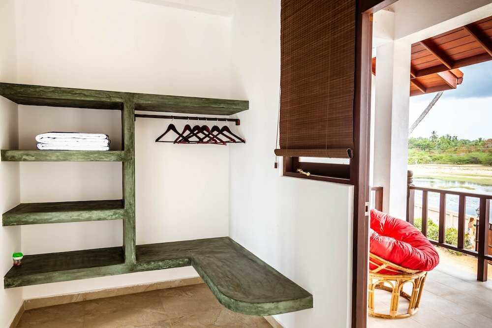 Фото Green Parrot Beach Resort