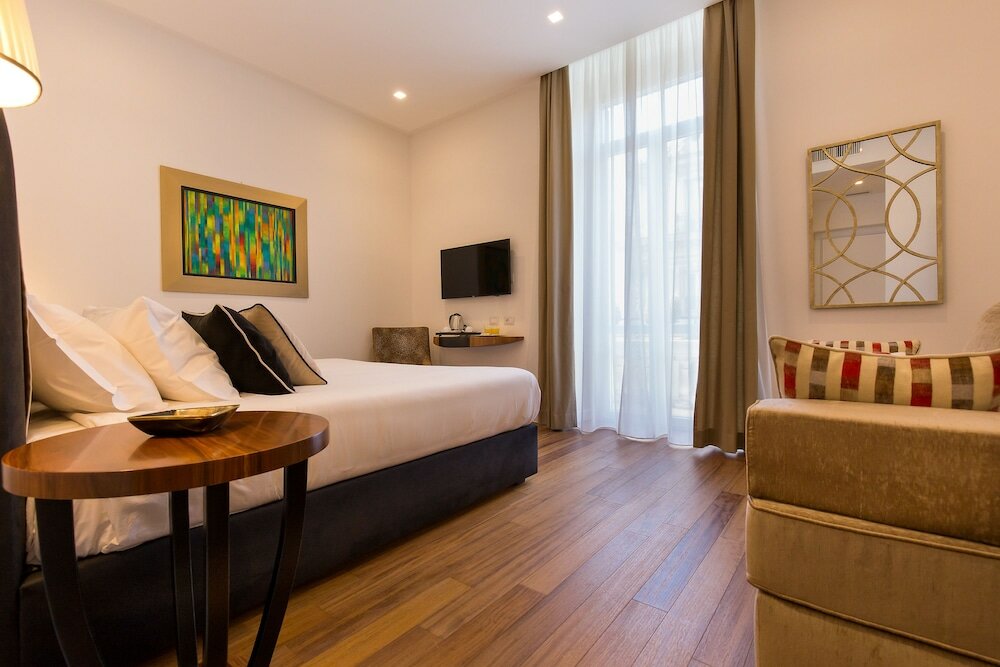 Фото 900 Piazza del Popolo