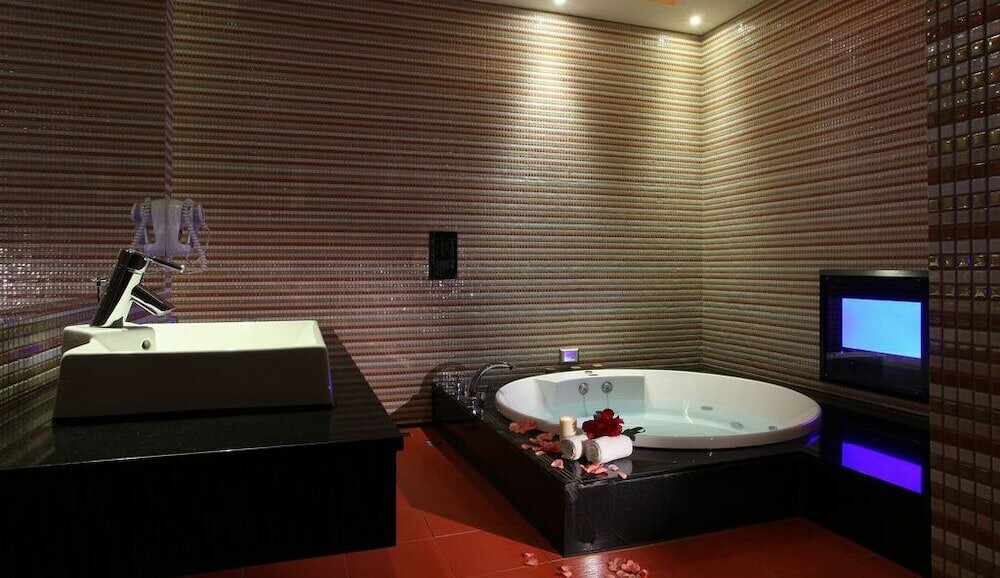 Фото Mooncolor Motel