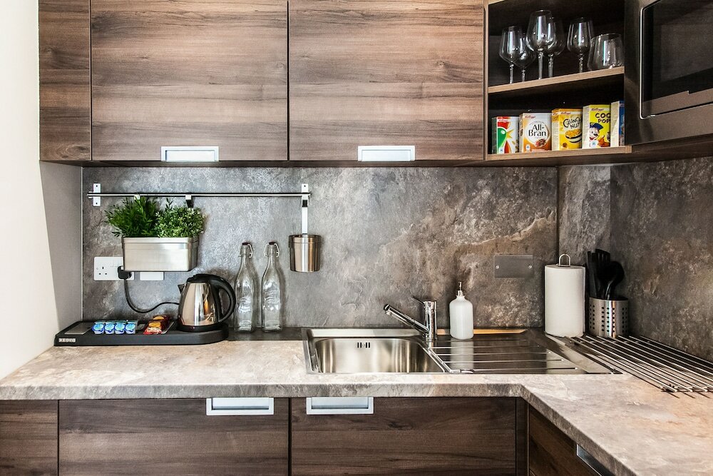 Фото Hampton Suites Serviced Apartments