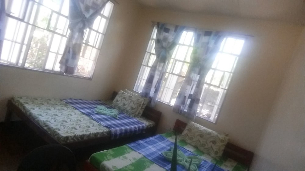 Фото Cvnb Bed and Bath La Union