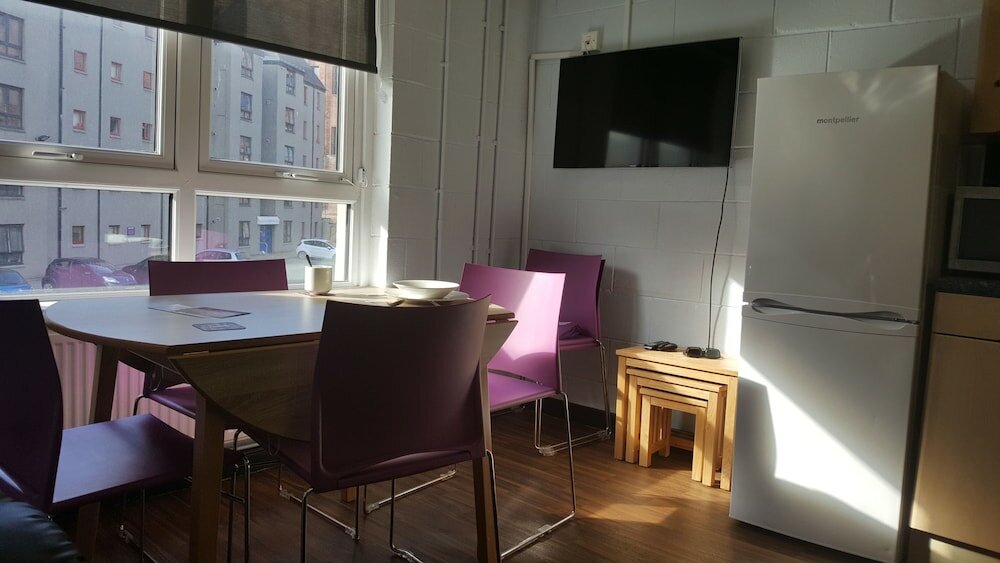 Фото Woolmanhill City Centre - Campus Accommodation