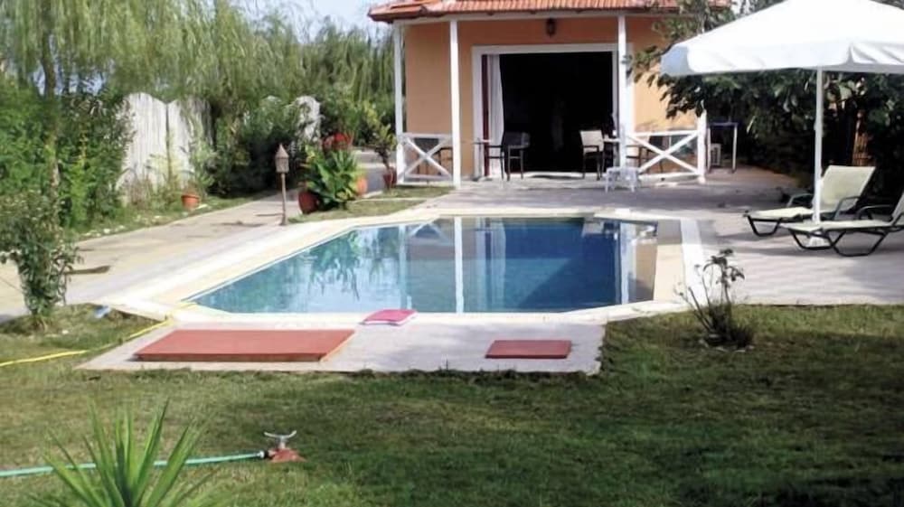 Фото Gyra Villas