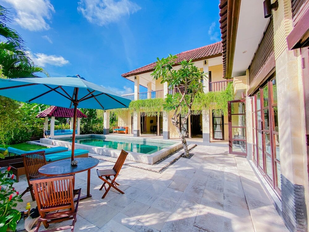 Фото Tis Villas Seminyak by Premier Hospitality Asia