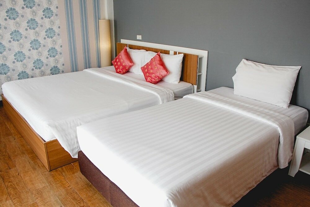 Фото Sea Breeze Residence