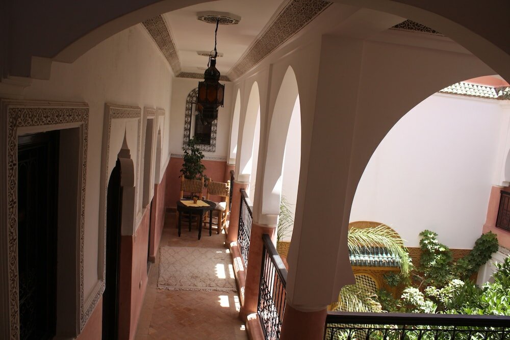 Фото Riad Bousskri