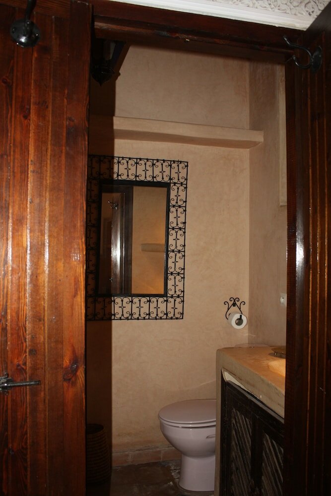 Фото Riad Bousskri