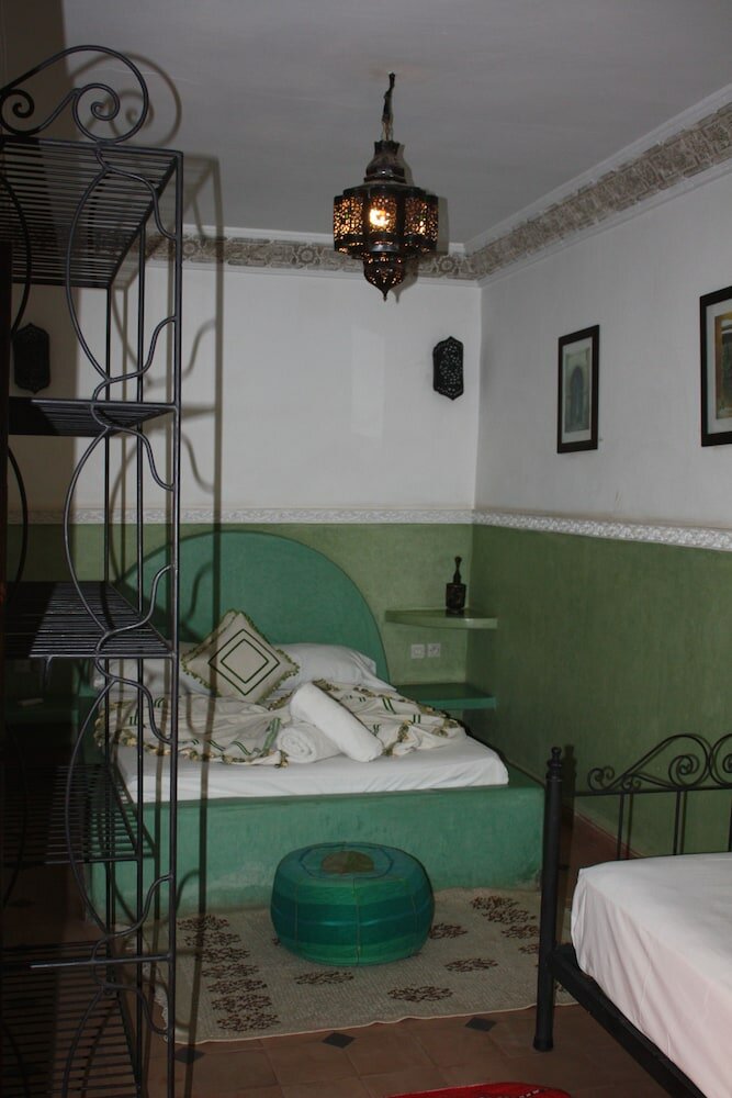 Фото Riad Bousskri