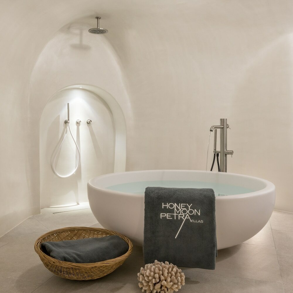 Фото Honeymoon Petra Villas