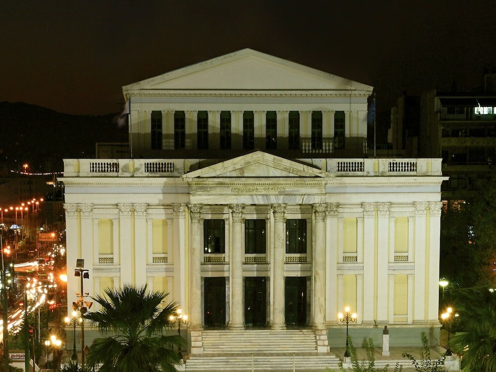 Фото отеля 2