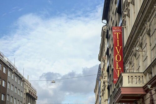 Гостиница Hotel Tivoli Prague в Праге