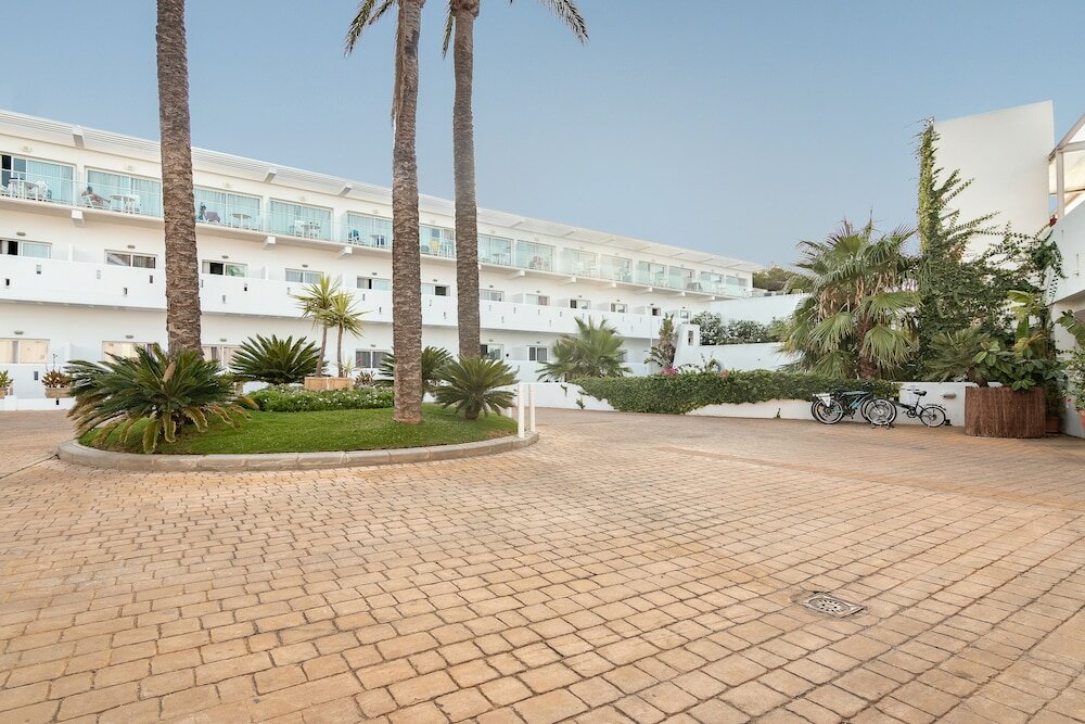 Фото Fergus Conil Park