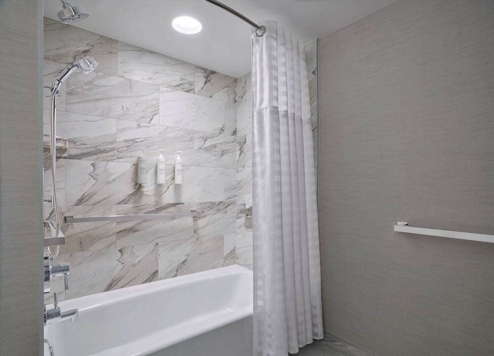 Фото Embassy Suites by Hilton Washington D. C. – Convention Center