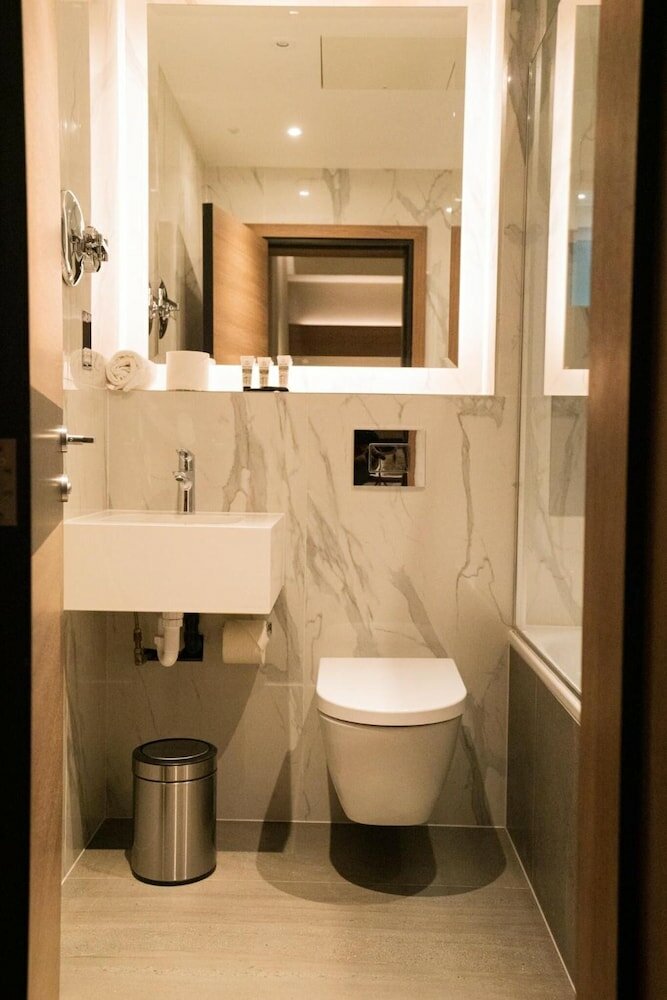 Фото Oxford Hotel Earl's Court