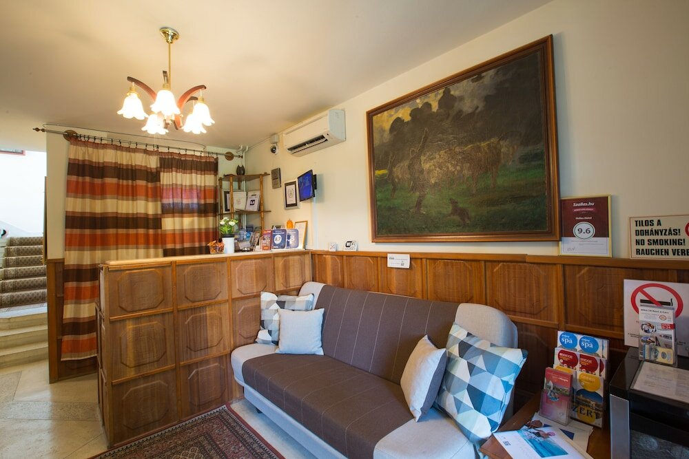 Фото Helios Apartman Hotel