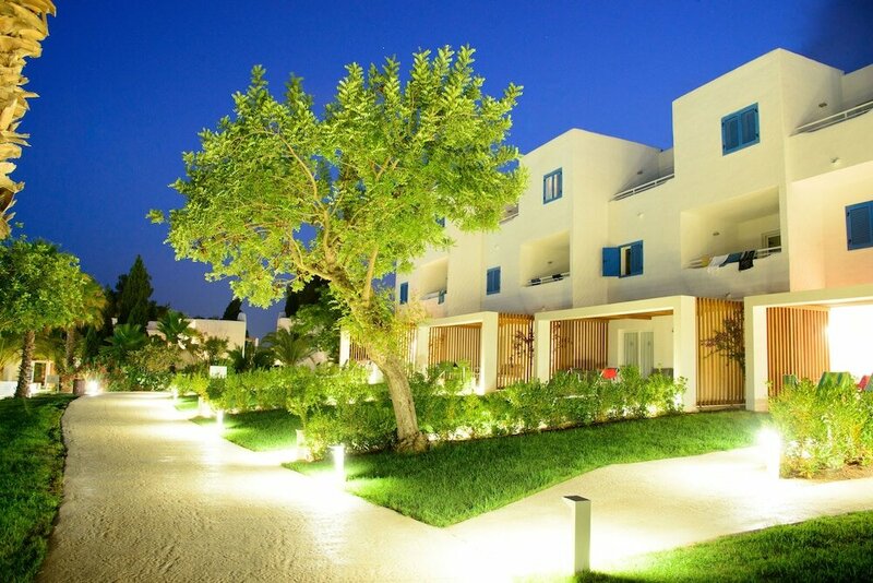 Апартаменты Cala Llenya Resort Ibiza в Санта-Эулалия-дель-Рио