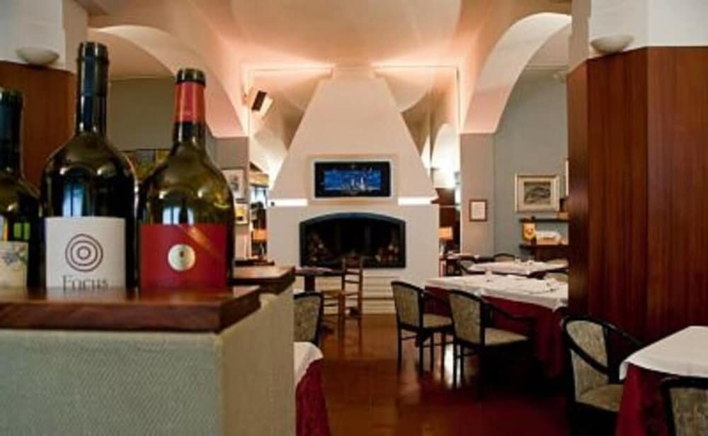 Фото Hotel Touring Falconara Marittima