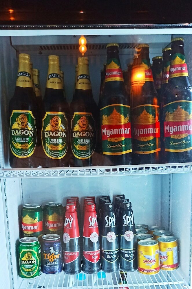 Фото Shwe Wun Yan Motel