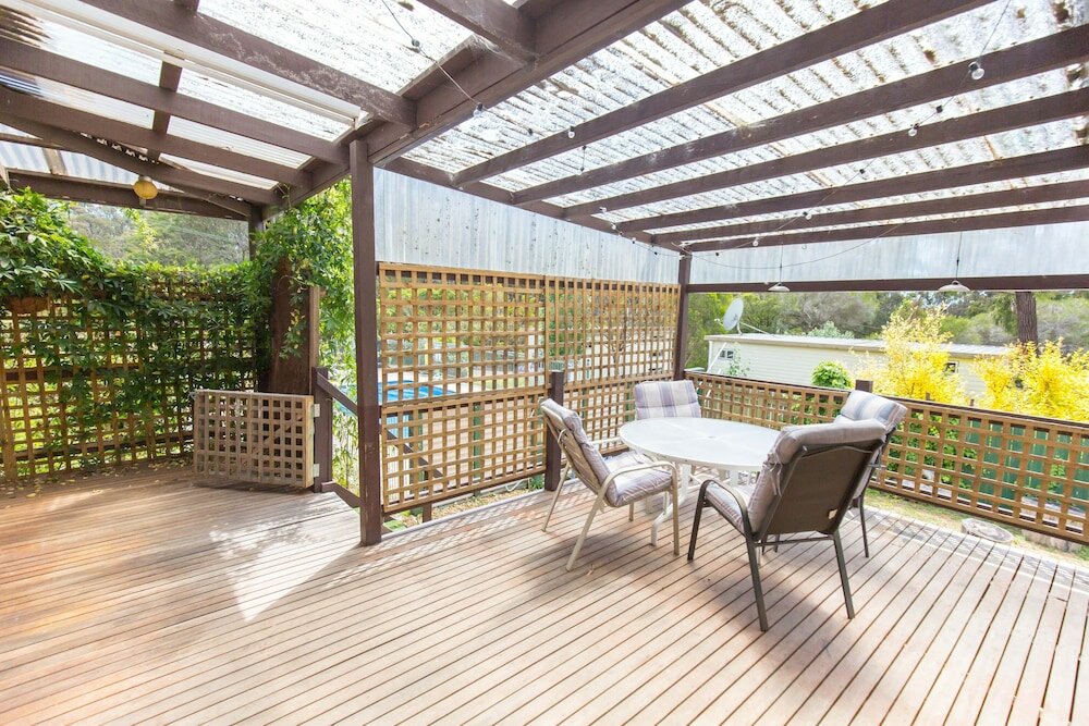 Фото Wonboyn Cabins & Caravan Park