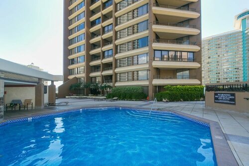 Гостиница Discovery Bay One Bedroom Condos with Kitchen & Free Wifi! в Гонолулу