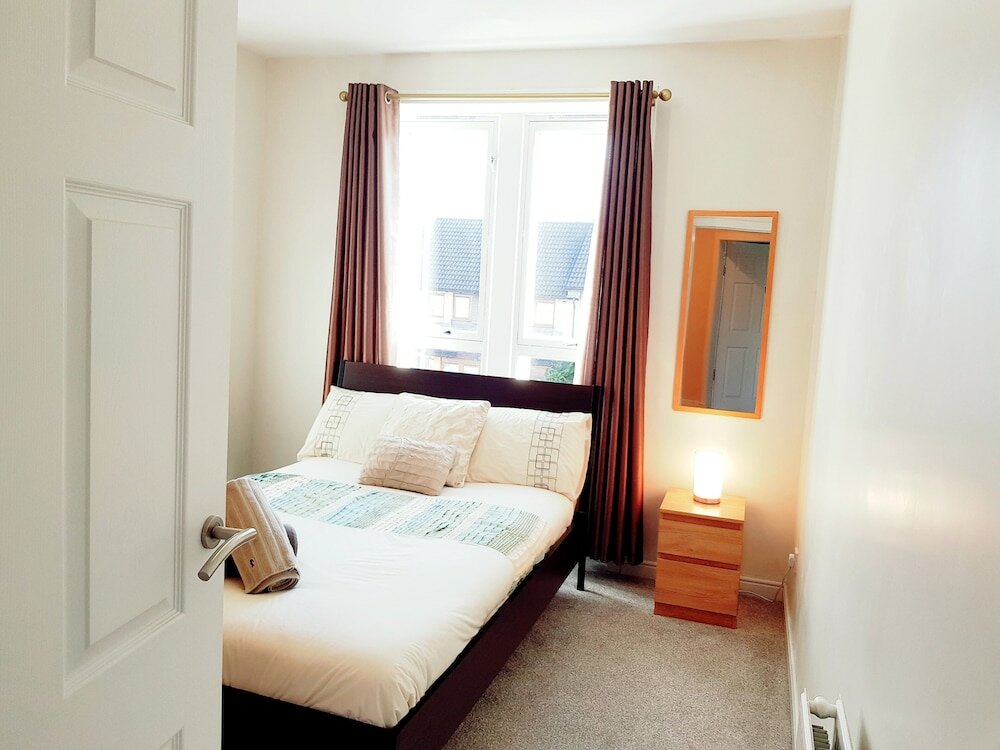 Фото Warm Cosy Family Home With Free Parking