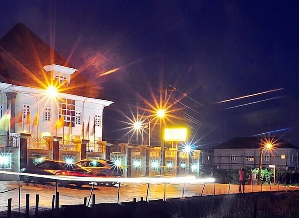 Фото отеля 3