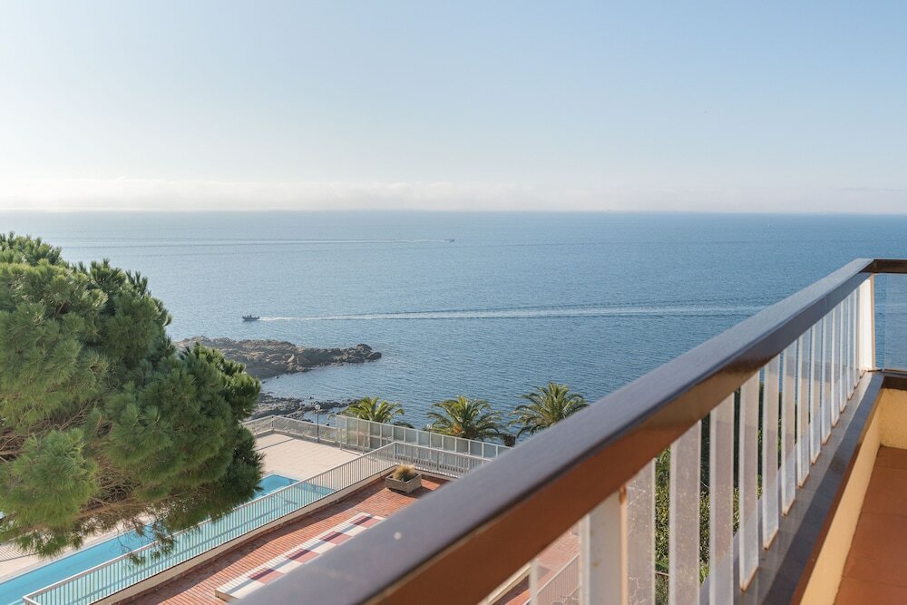 Фото Almadraba Park Hotel