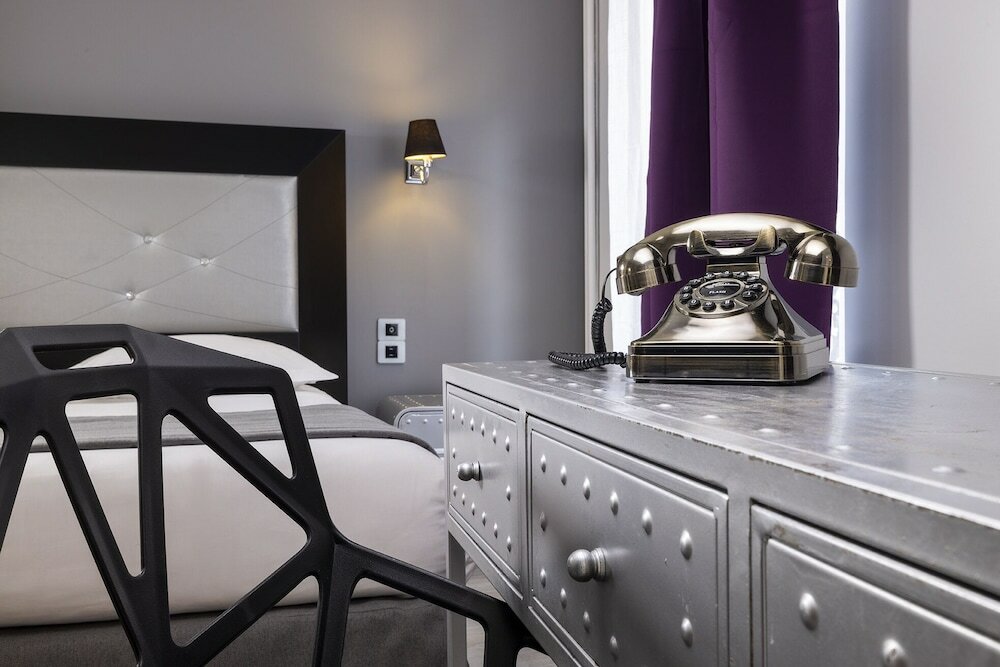 Фото Paris Legendre