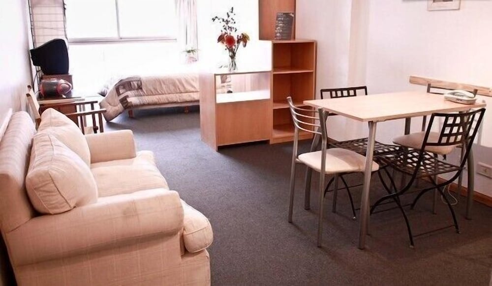 Фото Callao Plaza Suites