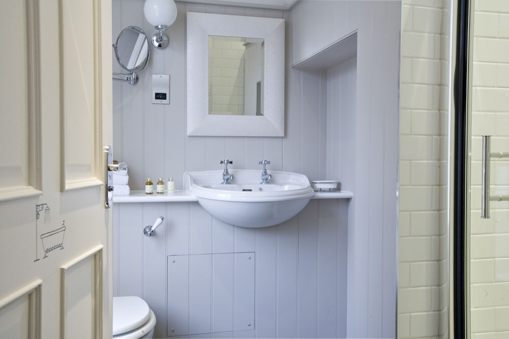 Фото Royal Albion Hotel