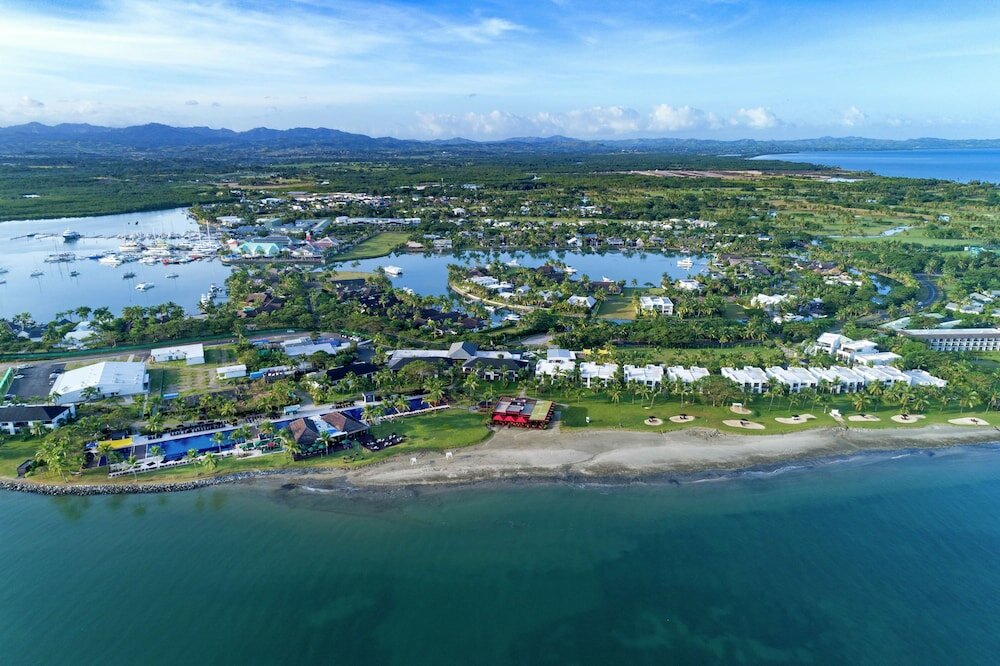 Фото Hilton Fiji Beach Resort and SPA