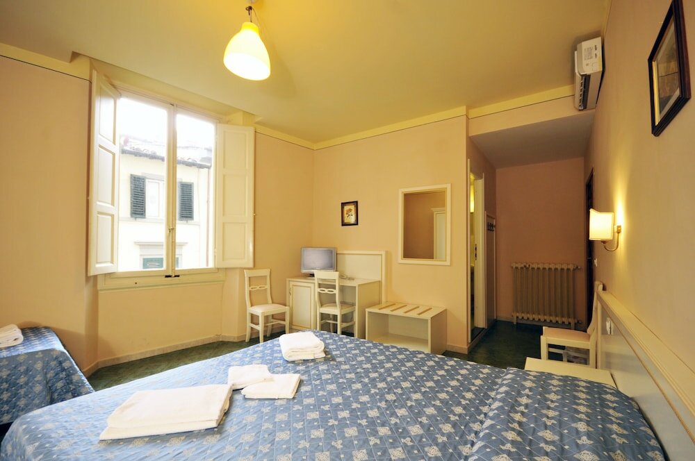 Фото Hotel Marine