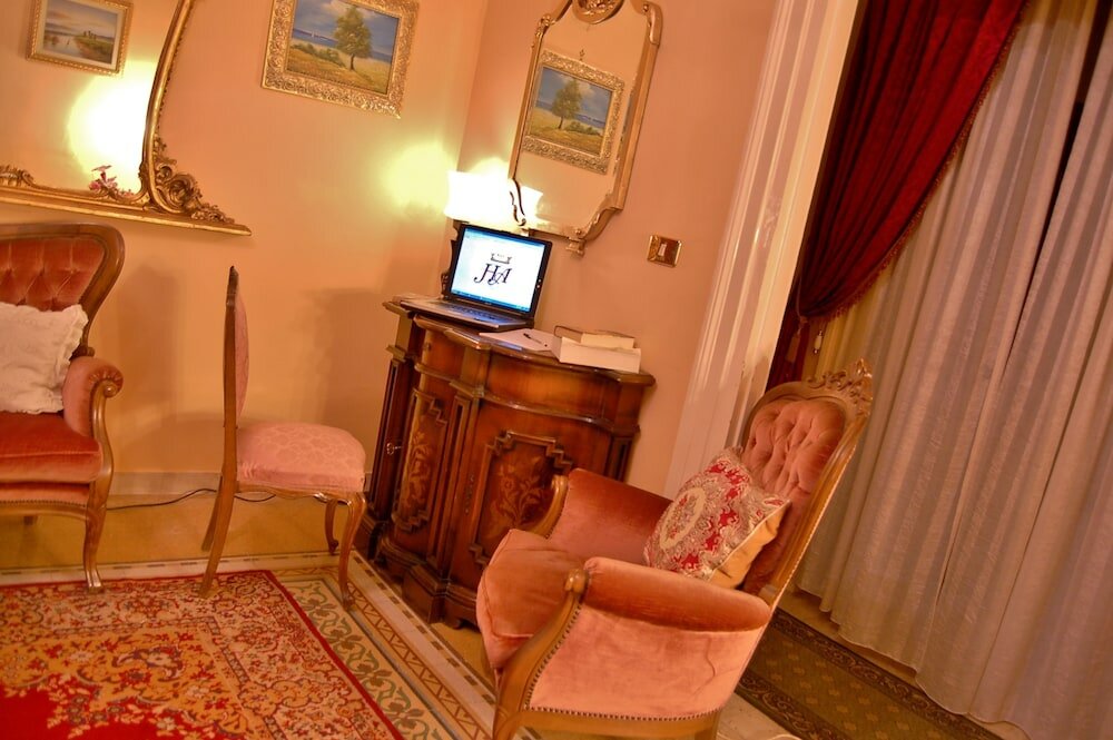 Фото Hotel Alessandra