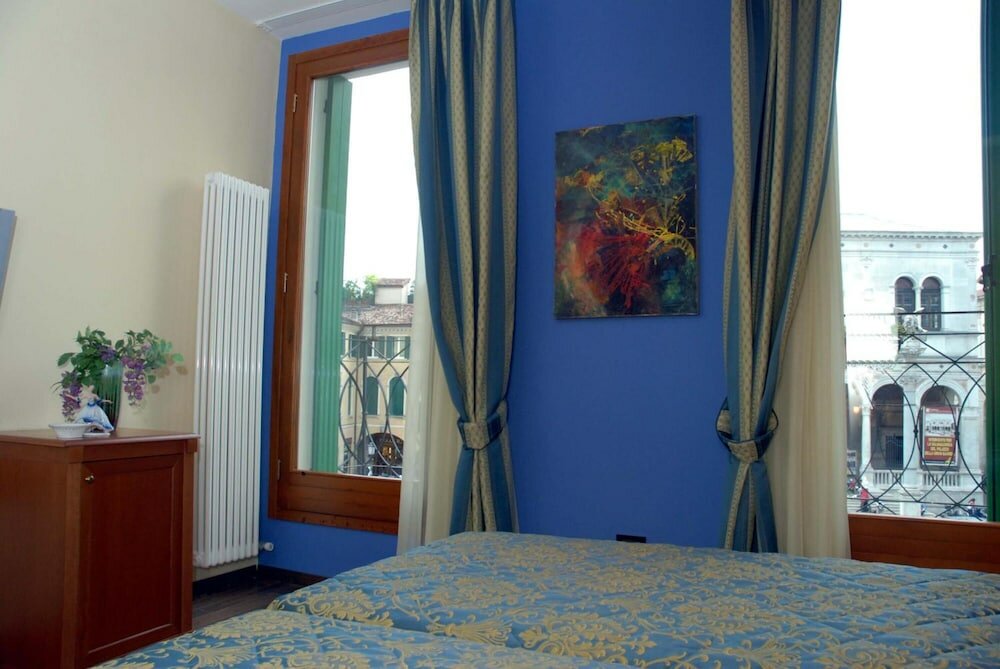 Фото Diamantino Town House