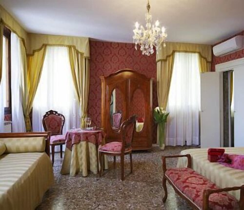 Гостиница B&b Al Palazzetto в Венеции