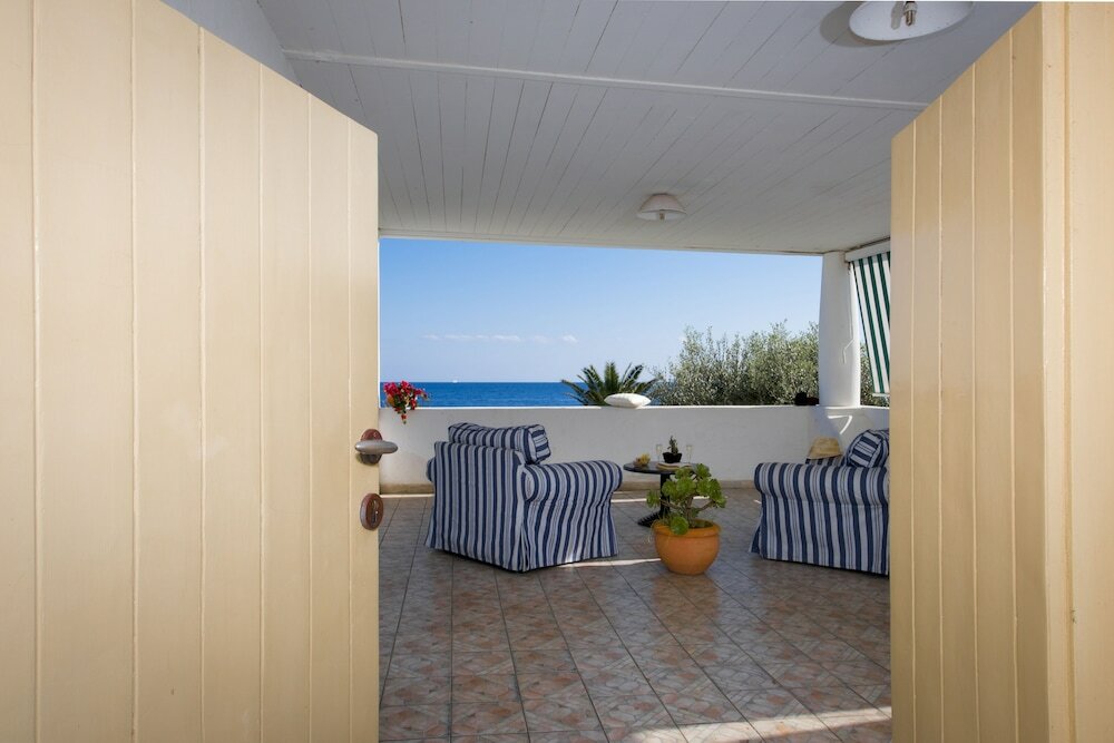 Фото Hotel Ossidiana Stromboli Center