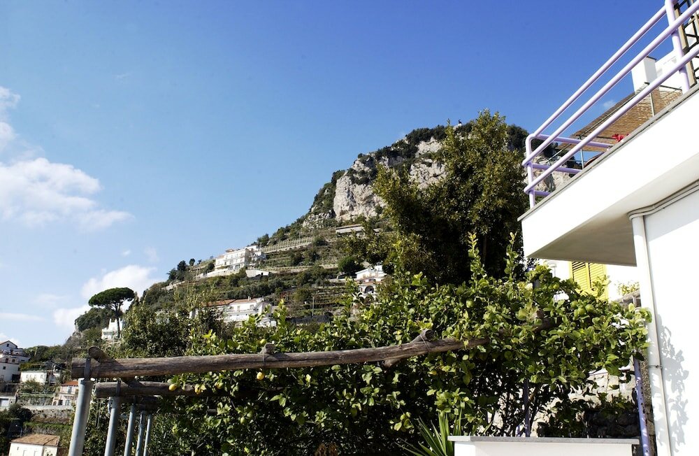 Фото Albergo Diffuso Bacco Furore