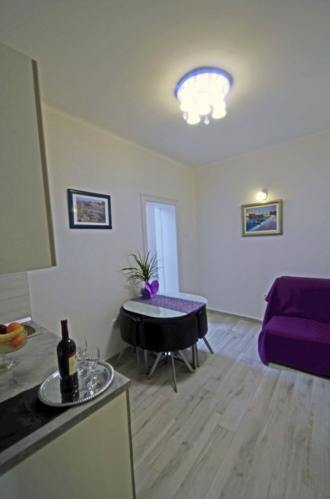 Фото Kuzma Rooms and Apartments