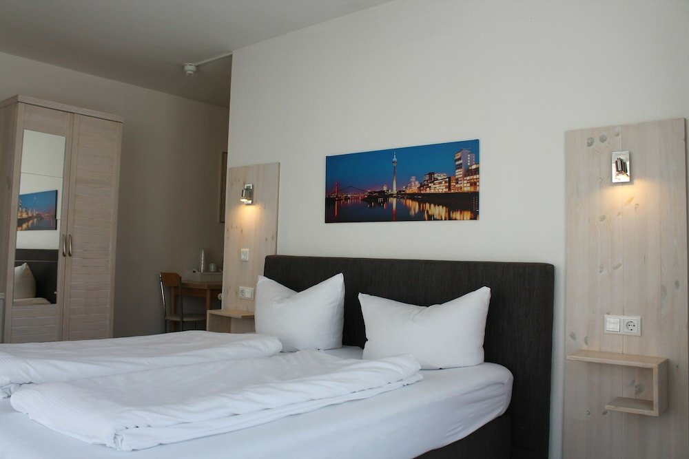 Фото City Lounge Hotel