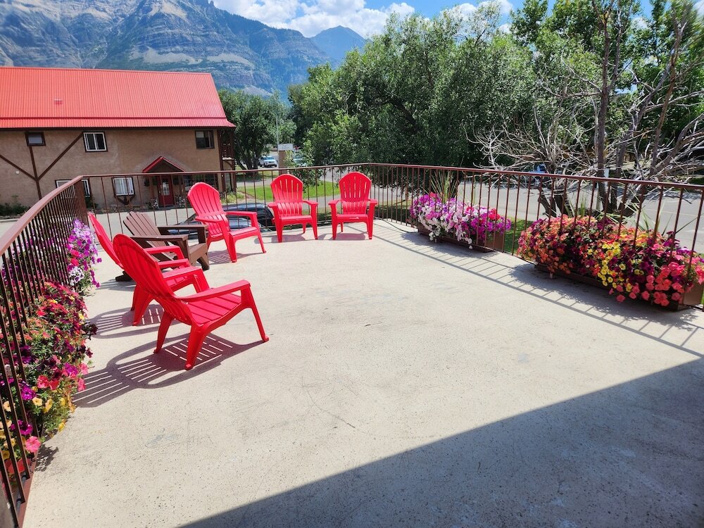 Фото Aspen Village Inn