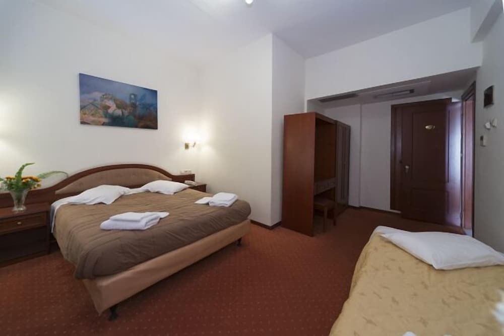 Фото Art Pythia Hotel