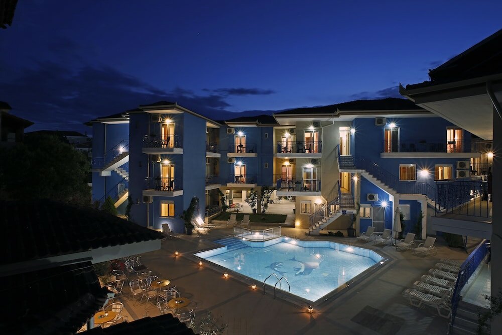 Фото Stratos Hotel